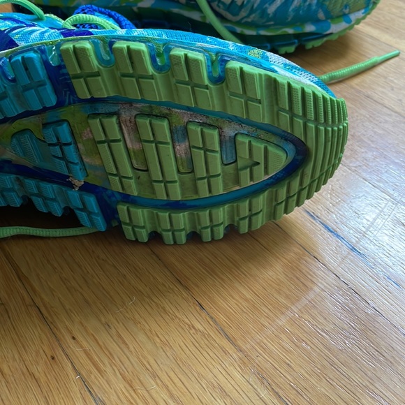 Asics - Picture 2 of 4